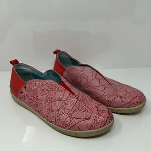 Cloud footwear shoes sz 9.5